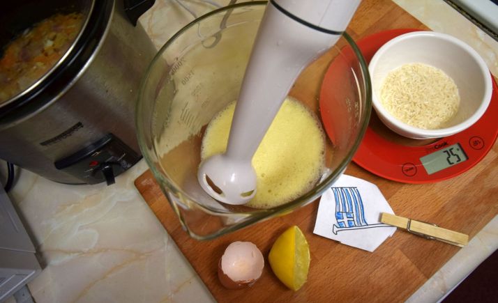 2016-12-21-lemon-chicken-soup-sauce